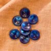 boutons vintages bleus reflets nacrés
