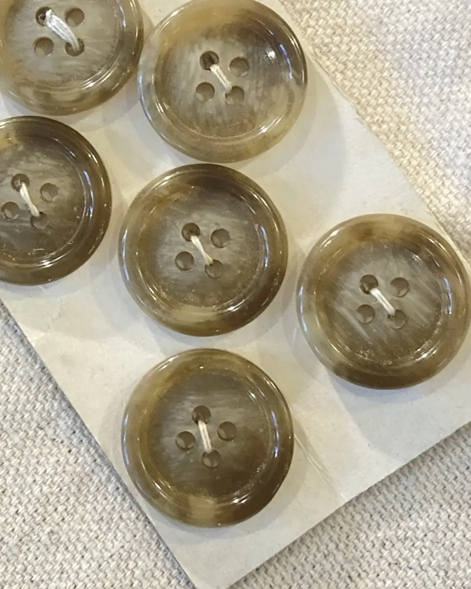 Alternative view of Lot Boutons Vintage - Beige et gris