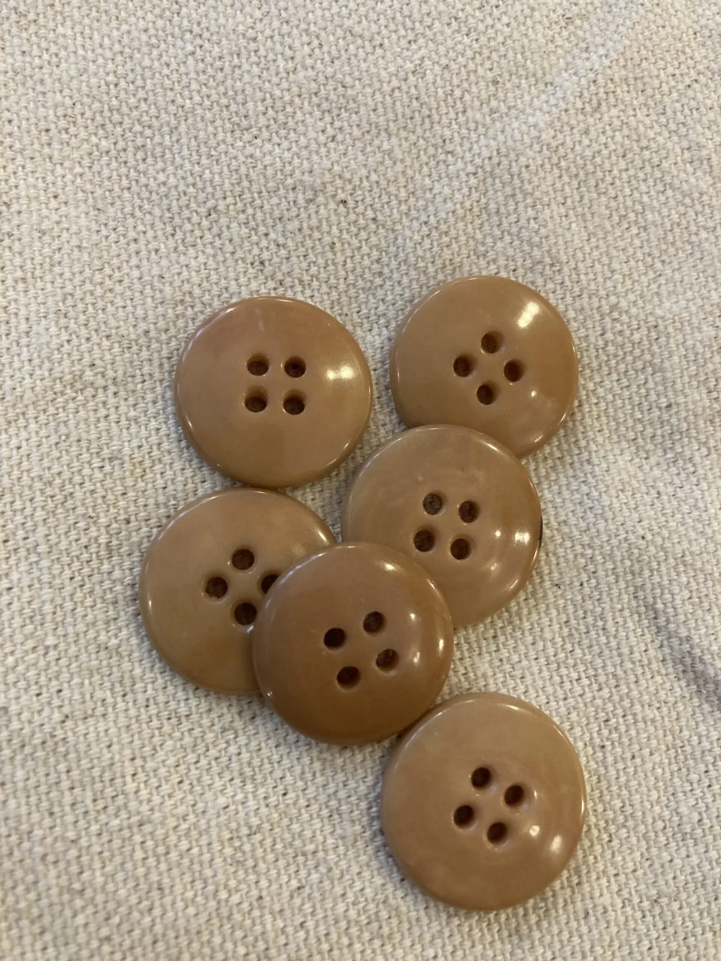 Alternative view of Lot Boutons Vintages - Beige dégradé