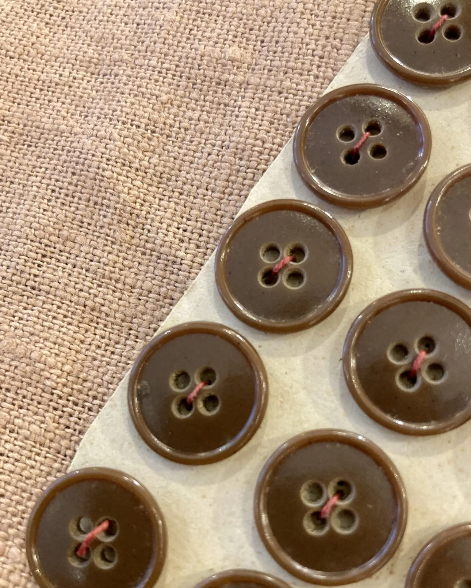 boutons vintage marron 15mm