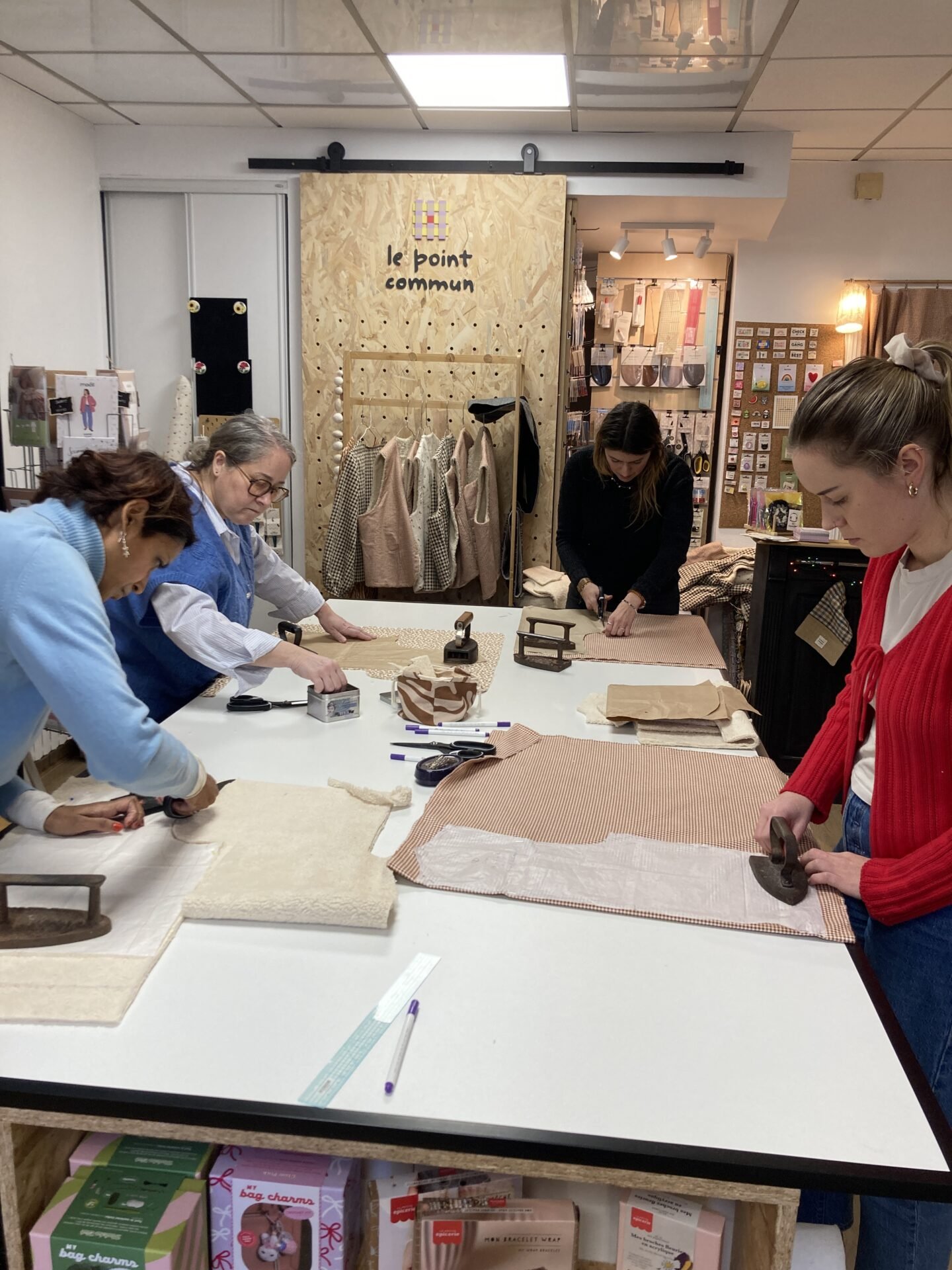 Alternative view of Atelier Gilet de berger