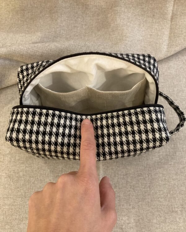 Trousse de maquillage - Pied de poule noir et blanc – Image 2