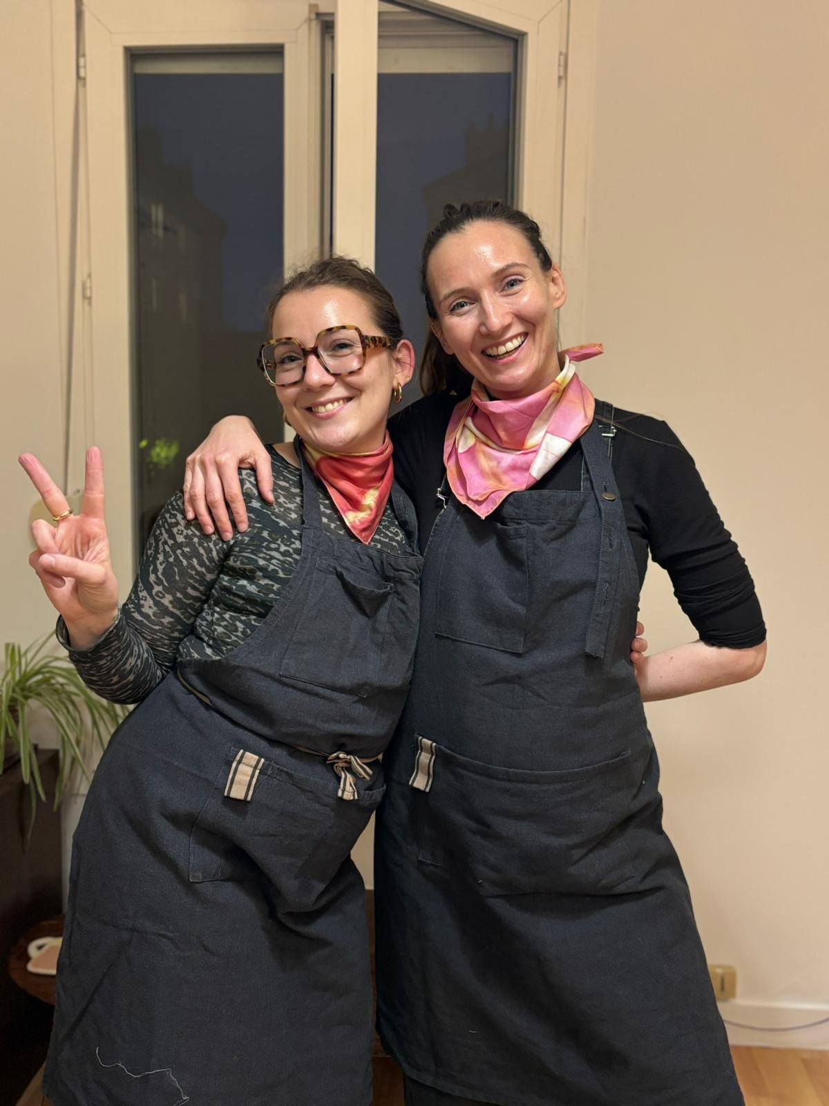 Alternative view of Teinture naturelle sur soie - Petit Foulard