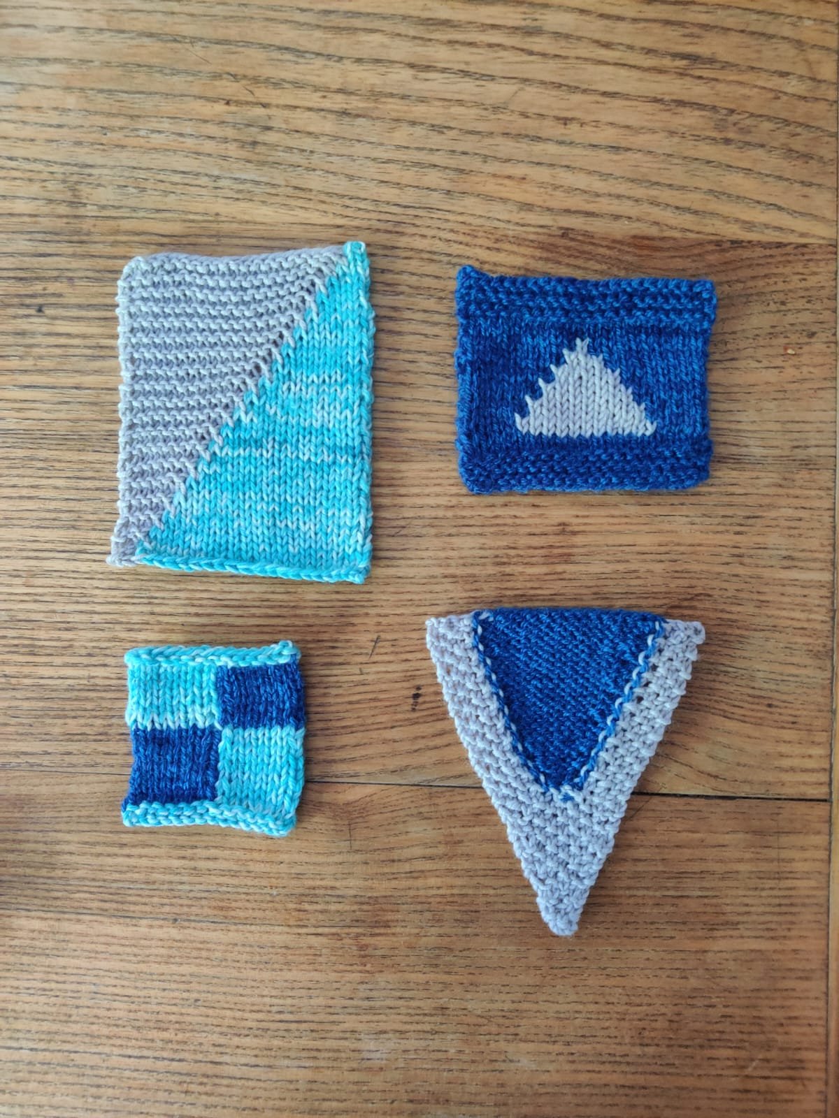 Technique couleurs : le jacquard intarsia